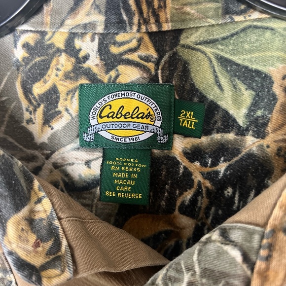 Cabela's Long Sleeve Button Down Woodland Camo Seclusion 3D Sz 2XL Tall - Picture 2 of 7
